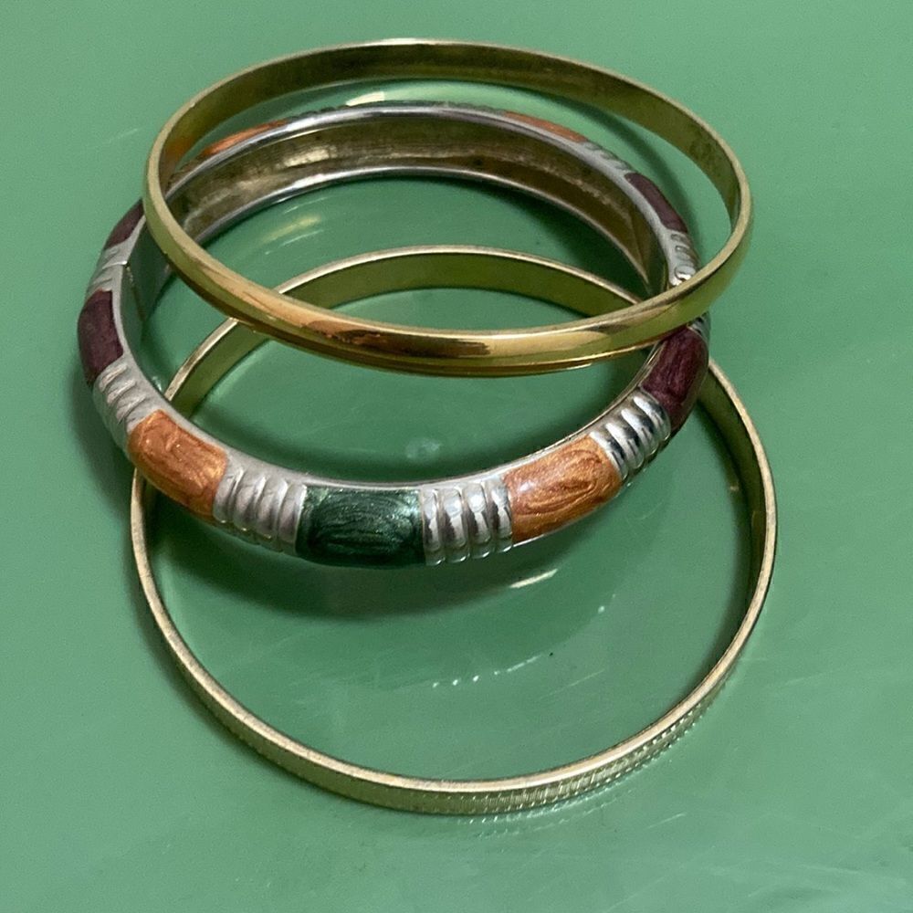 Set of 3 Bangle Bracelets  to Stack.